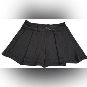 Ivivva by Lululemon Girl’s Fast Drill Pleated Skirt/Skort in Black. Size 12